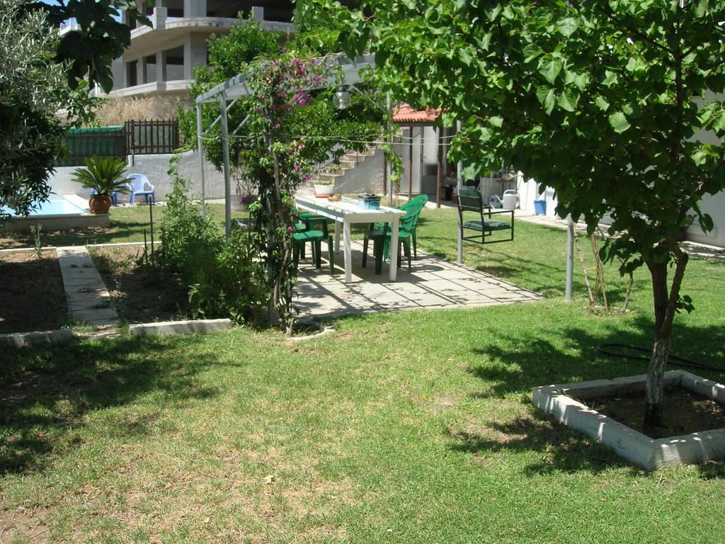 Διαμέρισμα Δίπλα στη Θάλασσα στην Ποσειδωνία Εξωτερικό φωτογραφία